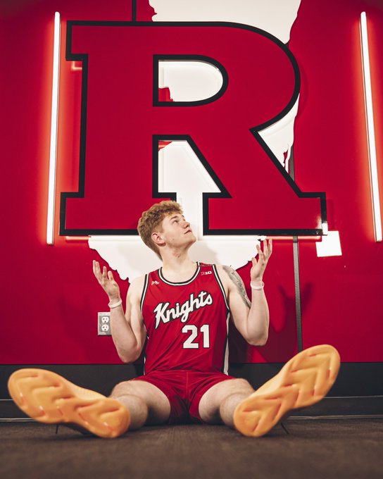 Rutgers officially signs San Diego transfer PJ Hayes